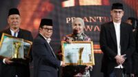 Bupati Kendal Dyah Kartika Permanasari raih penghargaan di Pesantren Awards 2025 (Pemkab Kendal) Bupati Kendal Dyah Kartika Permanasari raih penghargaan di Pesantren Awards 2025 (Pemkab Kendal)