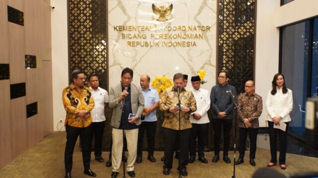 Konferensi Pers Kick-Off Meeting Satuan Tugas Percepatan Program Strategis Pemerintah. (matasemarang.com/Lia Dina)