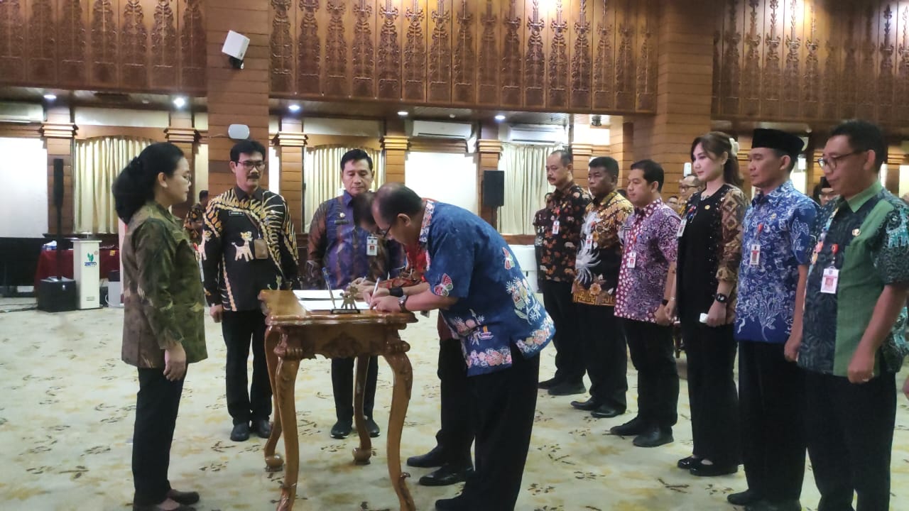 Pelantikan rotasi jabatan di lingkungan Pemkot Semarang. (matasemarang.com/Lia Dina)