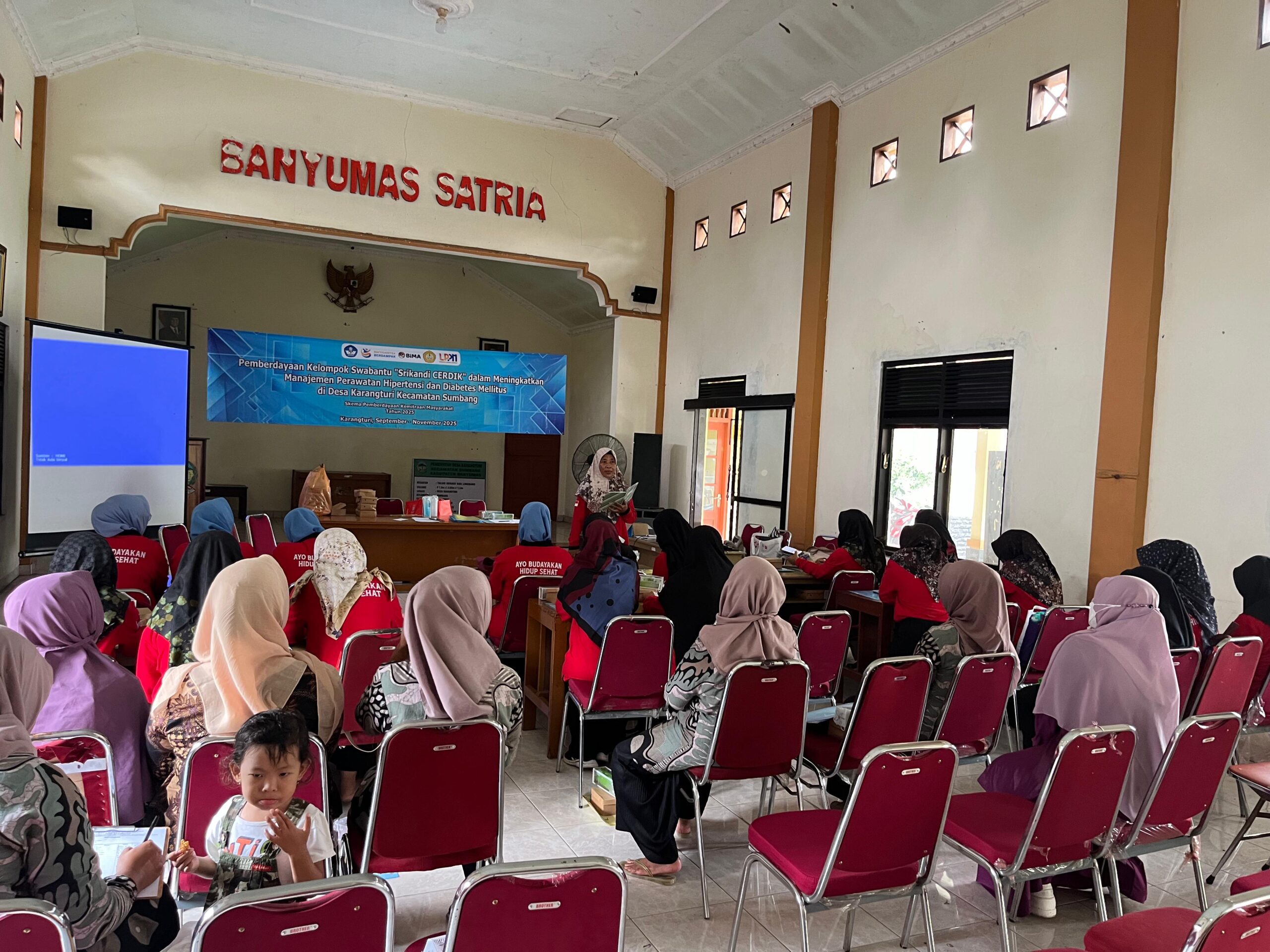 Unsoed Berdayakan Kelompok Kader CERDIK untuk meningkatkan pengetahuan tentang hipertensi dan diabetes mellitus (foto: Humas Unsoed)