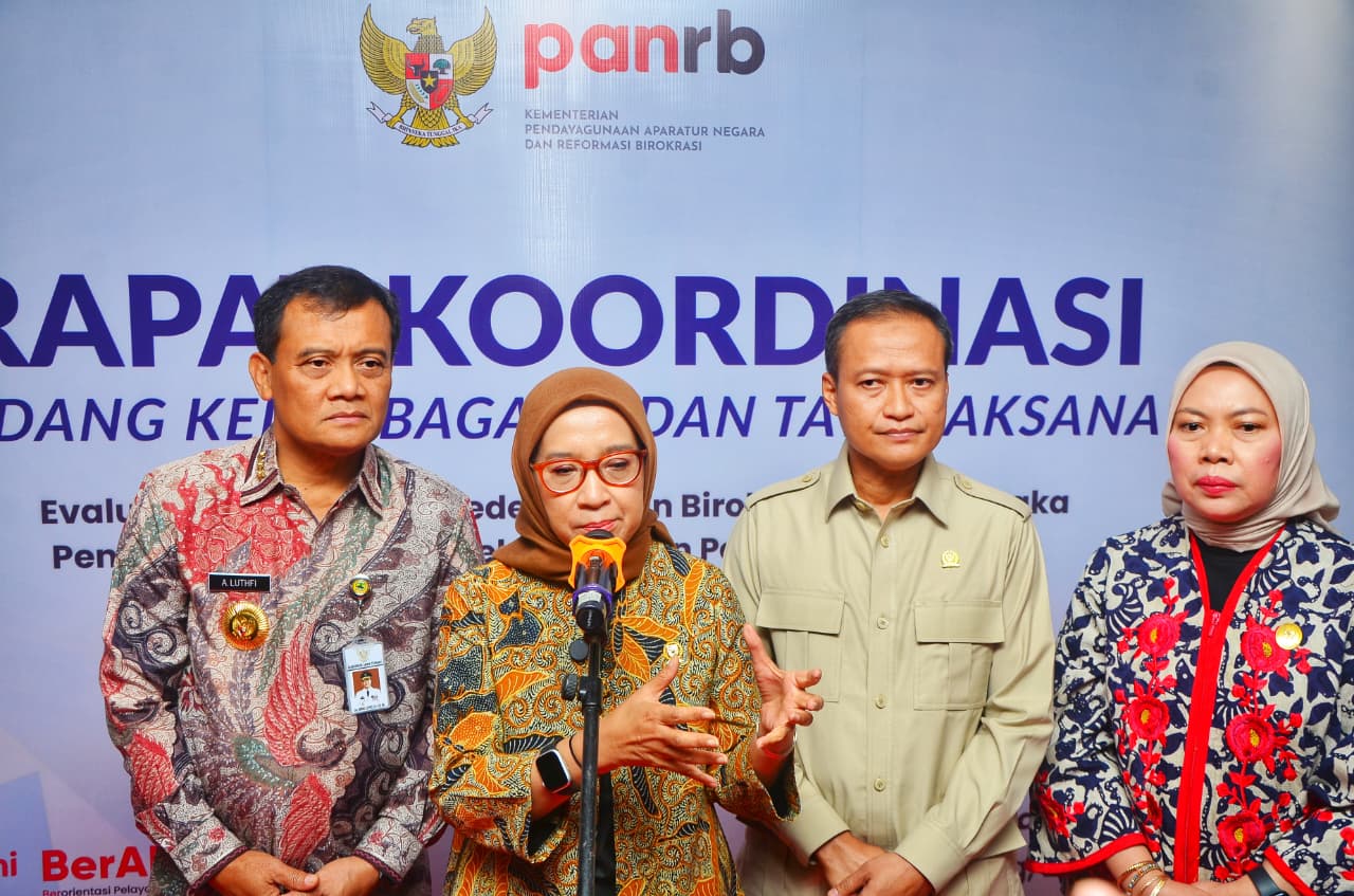 Menteri PAN-RB Rini Widyantini. (matasemarang.com/Lia Dina) Menteri PAN-RB Rini Widyantini. (matasemarang.com/Lia Dina)