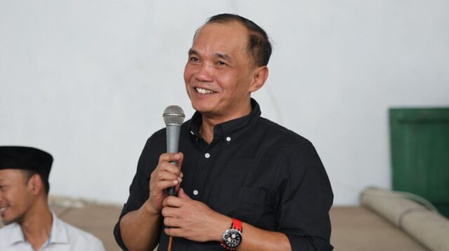 Ketua DPRD Jateng Sumanto