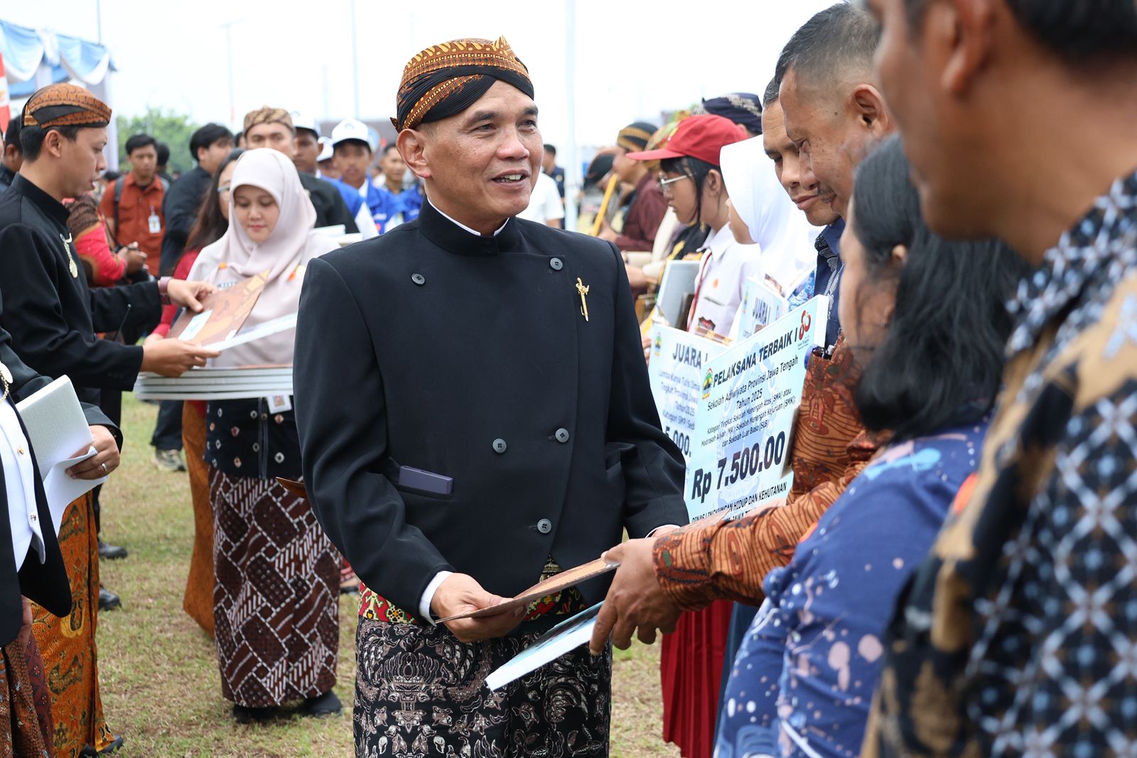 Ketua DPRD Jateng Sumanto