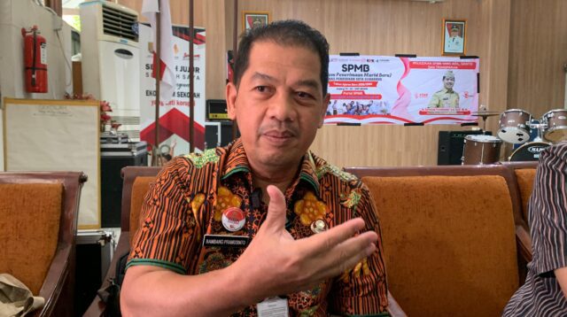 Kepala Dinas Pendidikan Kota Ssemarang Bambang Pramusinto. (matasemarang.com/lia Dina)