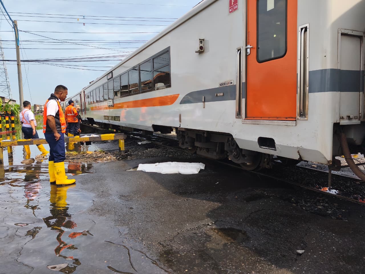 df0735ce-5c83-4436-b2cb-335b3084fa2e