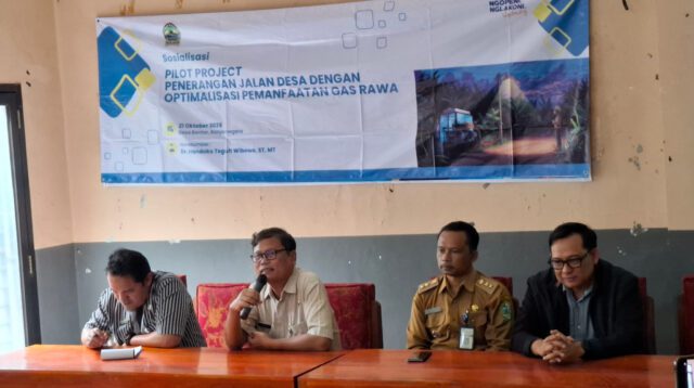 Unsoed dan Dinas ESDM kembangkan energi alternatif gas rawa (Humas Unsoed) Unsoed dan Dinas ESDM kembangkan energi alternatif gas rawa (Humas Unsoed)