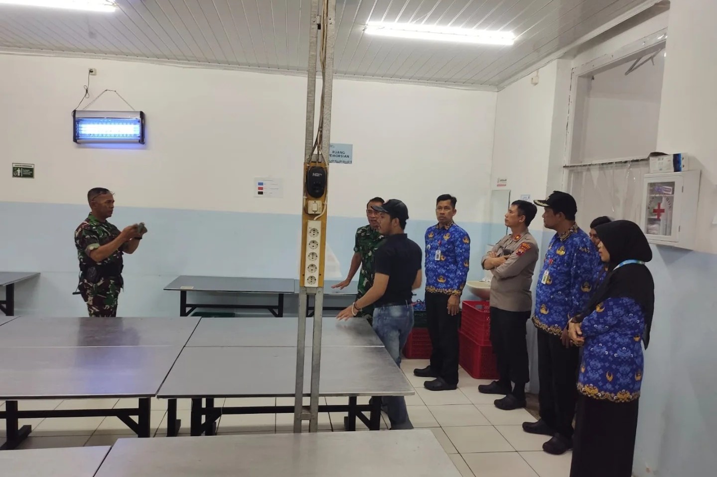 Sidak SPPG di Randusari dan Tri Lomba Juang (foto: Polsek Semarang Selatan)