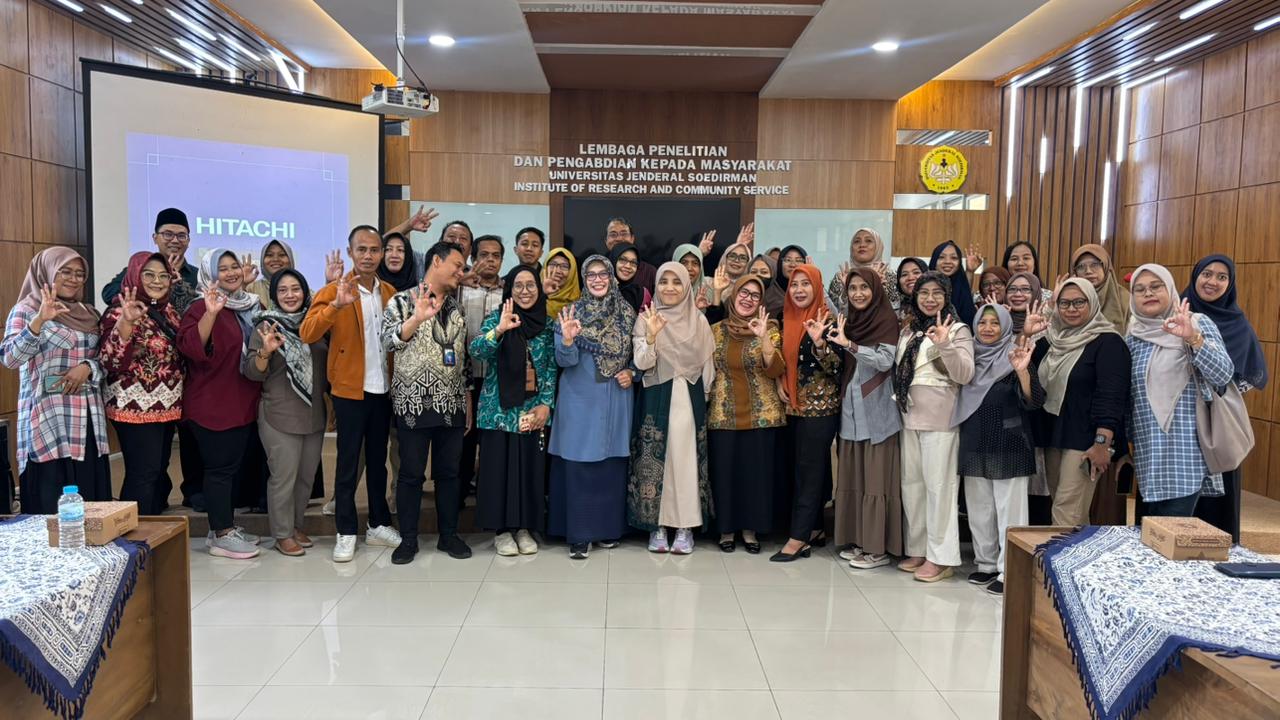 Pelaku UMKM terpilih dari wilayah Barlingmascakeb mengikuti kegiatan Program SNI Bina UMK (foto: Humas Unsoed) Pelaku UMKM terpilih dari wilayah Barlingmascakeb mengikuti kegiatan Program SNI Bina UMK (foto: Humas Unsoed)