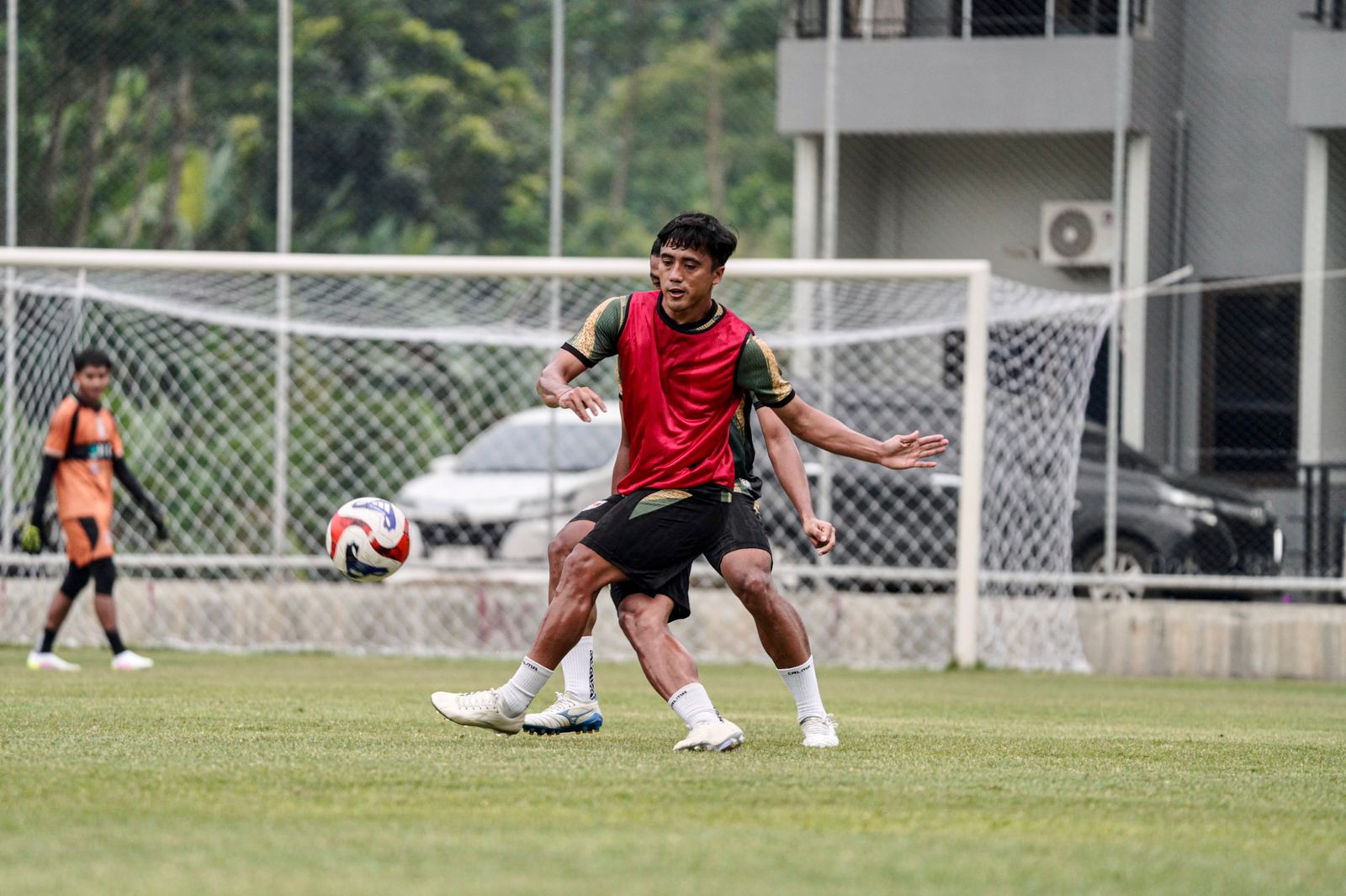 Winger Kendal Tornado FC Gufroni Al Maruf. (matasemarang.com/Lia Dina) Winger Kendal Tornado FC Gufroni Al Maruf. (matasemarang.com/Lia Dina)