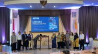 Peluncuran Virtual Job Fair 2025 dilakukan secara resmi melalui pemukulan gong (foto: Humas Unsoed)