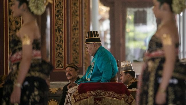 Raja Paku Buwono XII Raja Paku Buwono XII