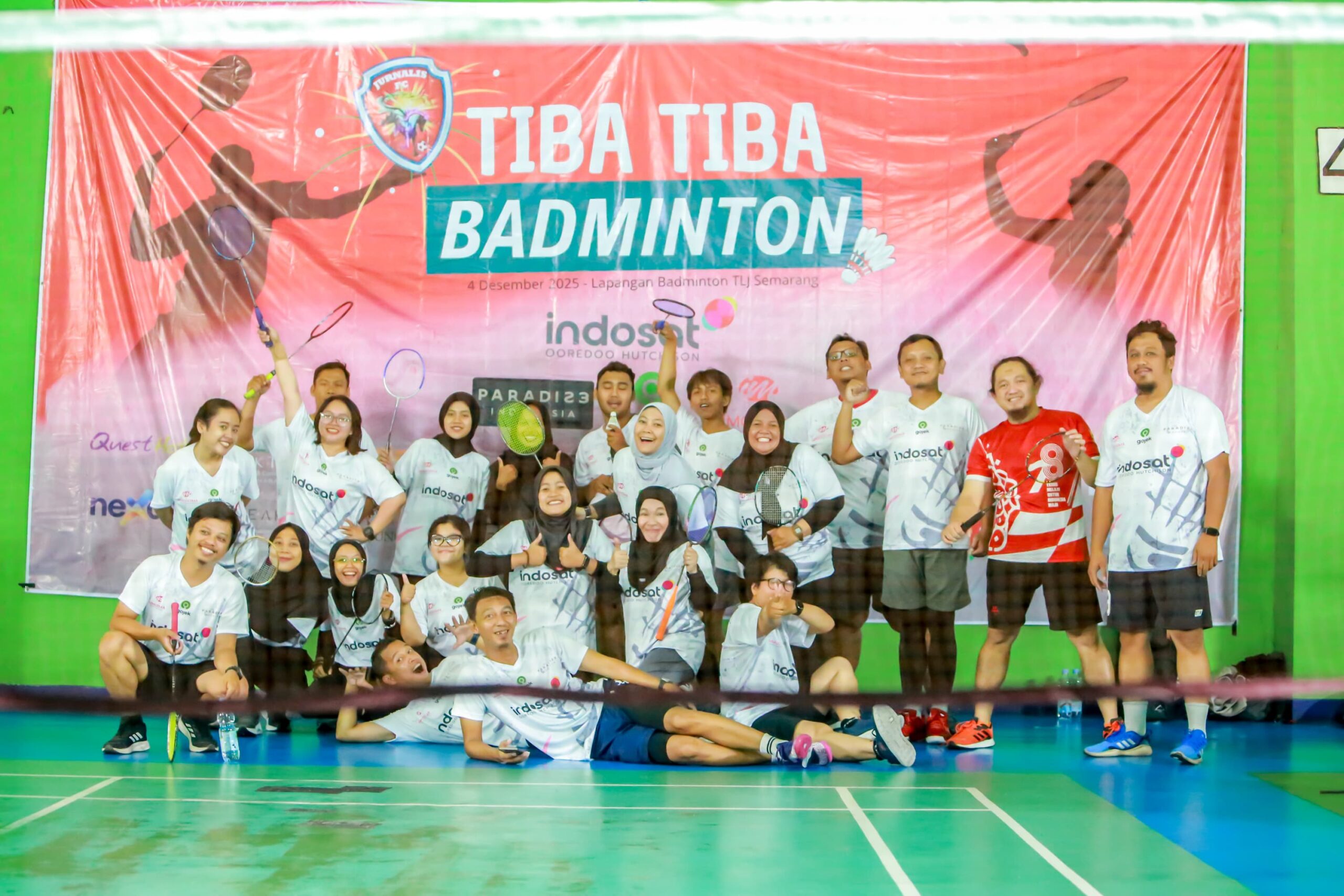 Jurnalis FC menggelar Tiba-tiba Badminton di Kompleks Tri Lomba Juang Semarang, Kamis 4 Desember 2025 (matasemarang.com/ Ade Lukmono) Jurnalis FC menggelar Tiba-tiba Badminton di Kompleks Tri Lomba Juang Semarang, Kamis 4 Desember 2025 (matasemarang.com/ Ade Lukmono)