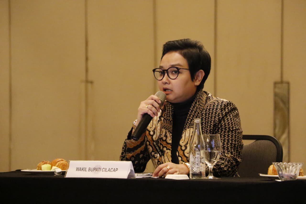 Wakil Bupati Cilacap Ammy Amalia Fatma Surya (foto: Pemprov Jateng) Wakil Bupati Cilacap Ammy Amalia Fatma Surya (foto: Pemprov Jateng)