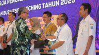 kota Semarang terima penghargaan UKPBJ tingkat nasional. (matasemarang.com/Lia Dina)