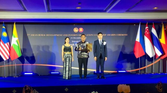 Bank Jateng dianugerahi The 7th ASEAN RDPE Leadership Award di Bangkok Thailand pada 11 Desember 2025 (foto: Bank Jateng)