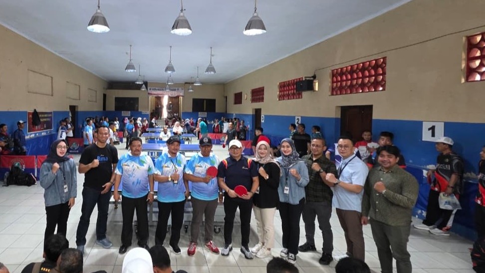 Bank Jateng dan Kantor Kemenag Wonogiri gelar pertandingan persahabatan tenis meja (foto: Bank Jateng)