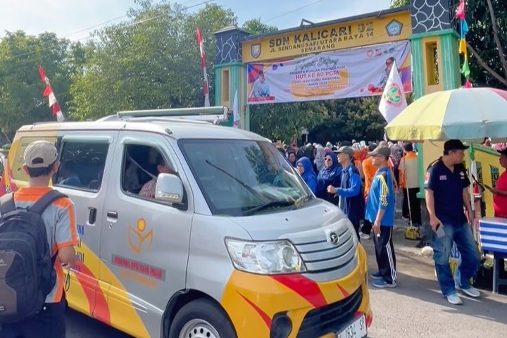 BPR Bank Pasar Kota Semarang sosialisasikan tabungan SimPel di SDN Kalicari 02 BPR Bank Pasar Kota Semarang sosialisasikan tabungan SimPel di SDN Kalicari 02