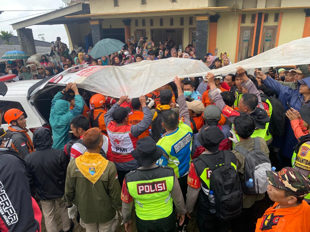 Syafiq Ridhan Ali Razan ditemukan setelah hilang 16 hari di Gunung Slamet (foto: Basarnas Semarang)
