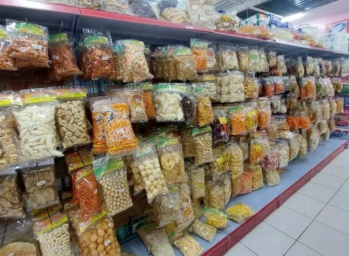 Produk UMKM di Indomaret (foto: Pemkab Demak)