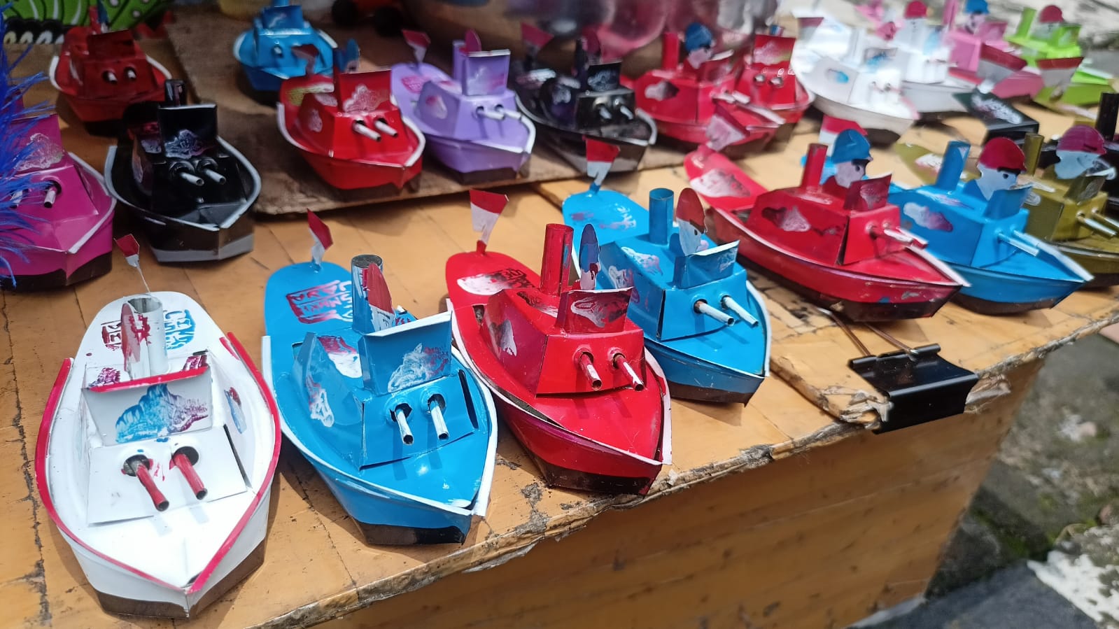 Kapal Otok-otok meriahkan Pasar Dugderan Semarang (matasemarang.com/ Ade Lukmono)