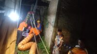 Tim SAR Gabungan melakukan evakuasi warga yang terjatuh ke sumur di Desa Petekehan Kidul, Jepara, Kamis 19 Februari 2026 (foto: Basarnas Semarang)