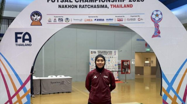 Wasit futsal Indonesia Tita Rosita bertugas dalam ASEAN Women’s Futsal Championship 2026 di Thailand (foto: PSSI)