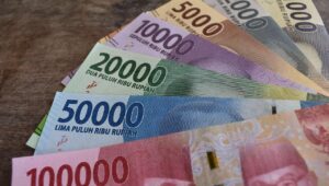 ilustrasi tukar uang rupiah (pixabay/ WonderfulBali)