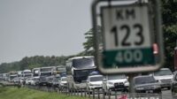 Arus-mudik-Lebaran-di-Tol-Cipali-260325-fzn-9