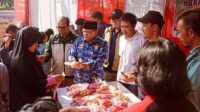 Suasana Gerakan Pangan Murah di Kabupaten Semarang, warga antusias membeli bapokting dengan harga terjangkau (foto: Pemkab Semarang)