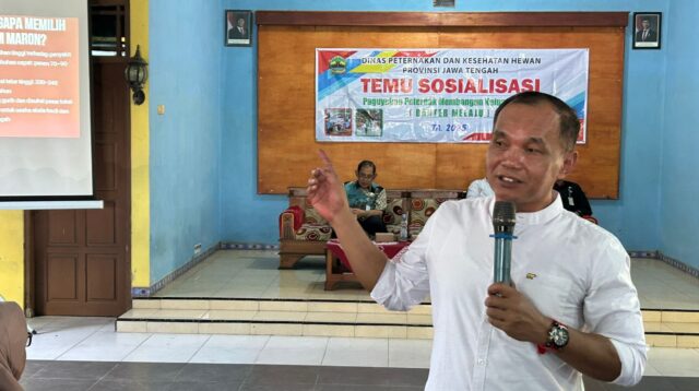 Ketua DPRD Jateng Sumanto