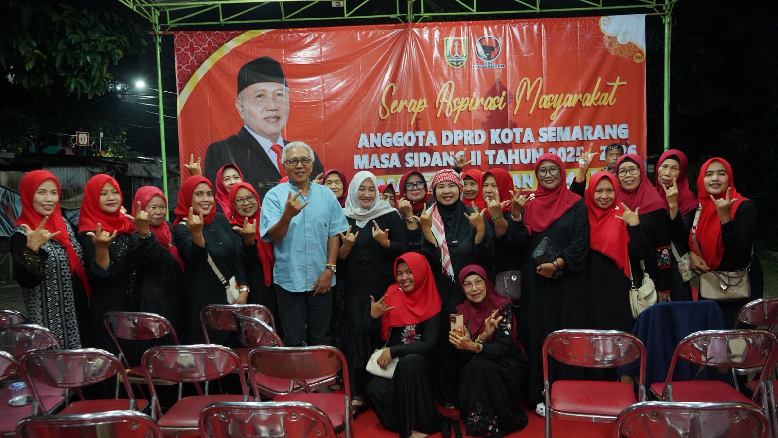 HM Rukiyanto, Ketua Komisi C DPRD Kota Semarang, saat mendengarkan aspirasi warga Bojongsalaman