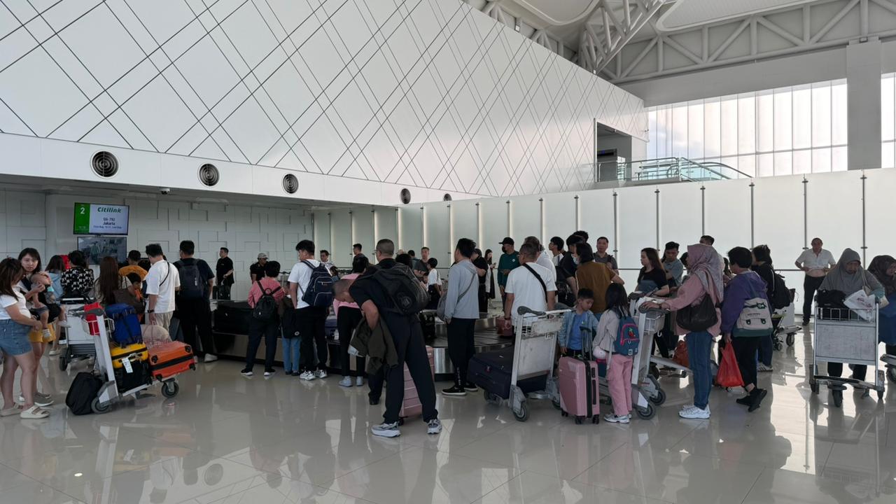 Suasana di bandara Ahmad Yani Semarang. (matasemarang.com/Lia Dina)