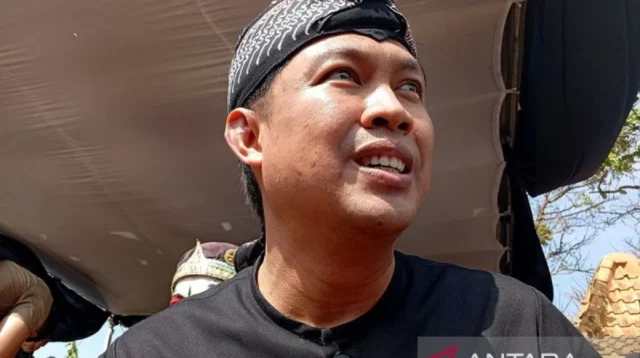 Bupati Cilacap Syamsul Auliya Rachman