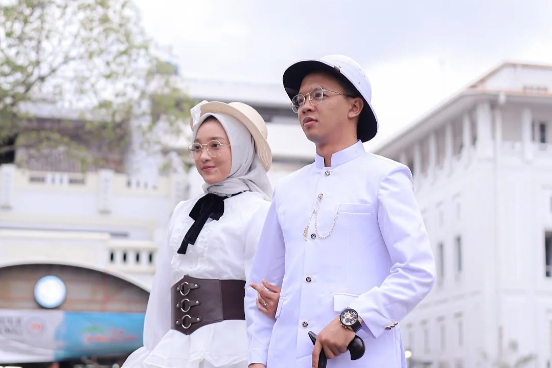 Rasakan menjadi Tuan dan Noni Belanda dengan Tempo Doeloe Tour (foto: Instagram @tempodoeloetour)
