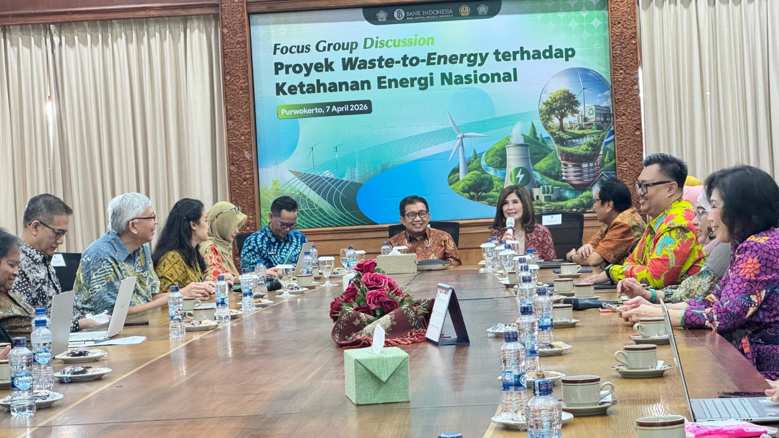 FEB Unsoed, ISEI, dan BI dorong ekonomi berkelanjutan lewat Waste to Energy (foto: Humas Unsoed) FEB Unsoed, ISEI, dan BI dorong ekonomi berkelanjutan lewat Waste to Energy (foto: Humas Unsoed)