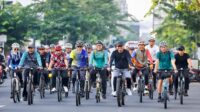 Gubernur Jateng Ahmad Luthfi bersama ASN gowes keliling pusat Kota Semarang, Kamis 9 April 2026 (foto: Pemprov Jateng)
