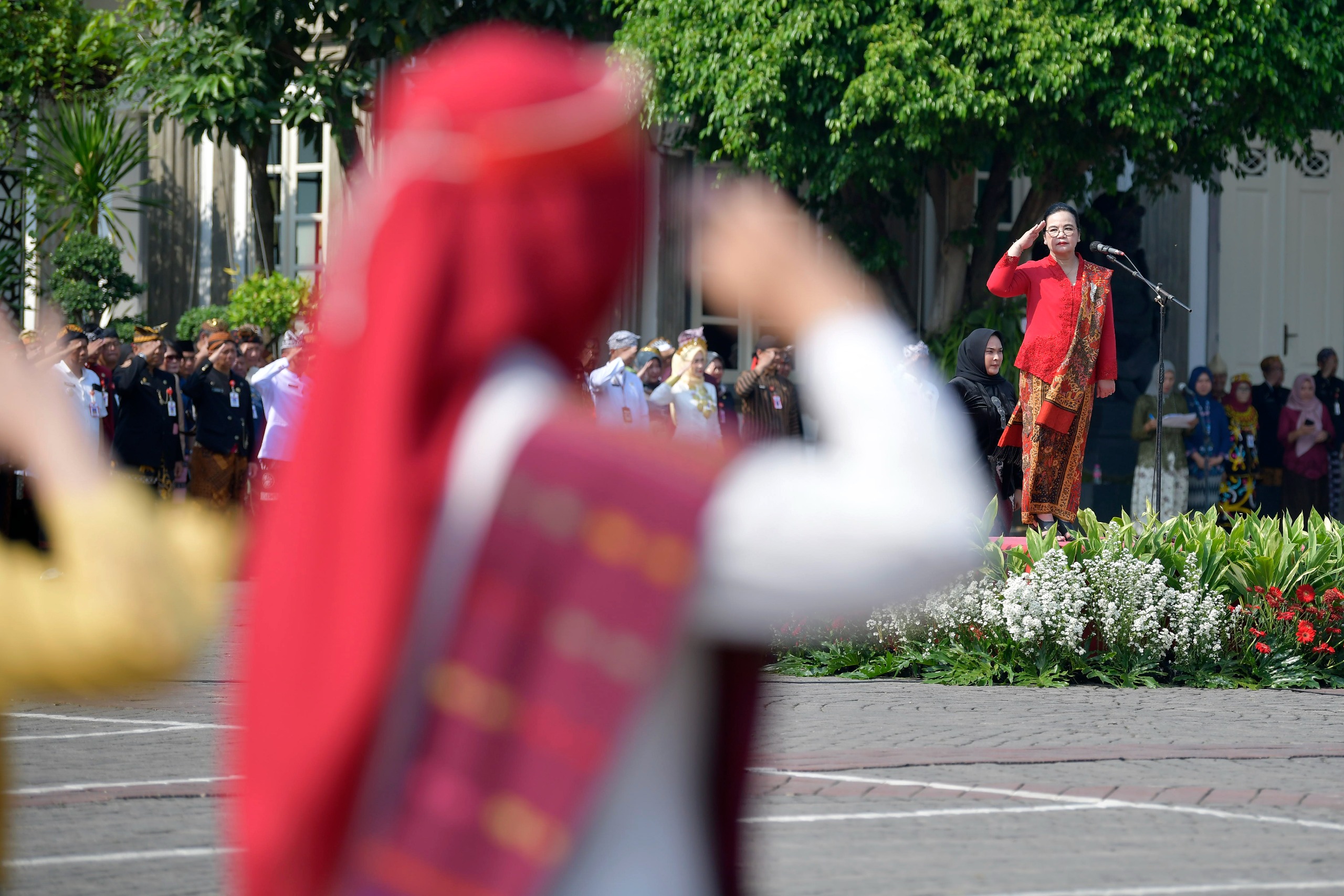 Wali Kota Semarang Agustina Wilujeng memimpin apel pada 21 April 2026 (foto: Pemkot Semarang)