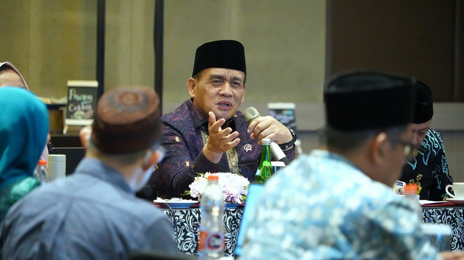 Wakil Menteri Agama Romo Muhammad Syafi’i (foto: Kemenag)