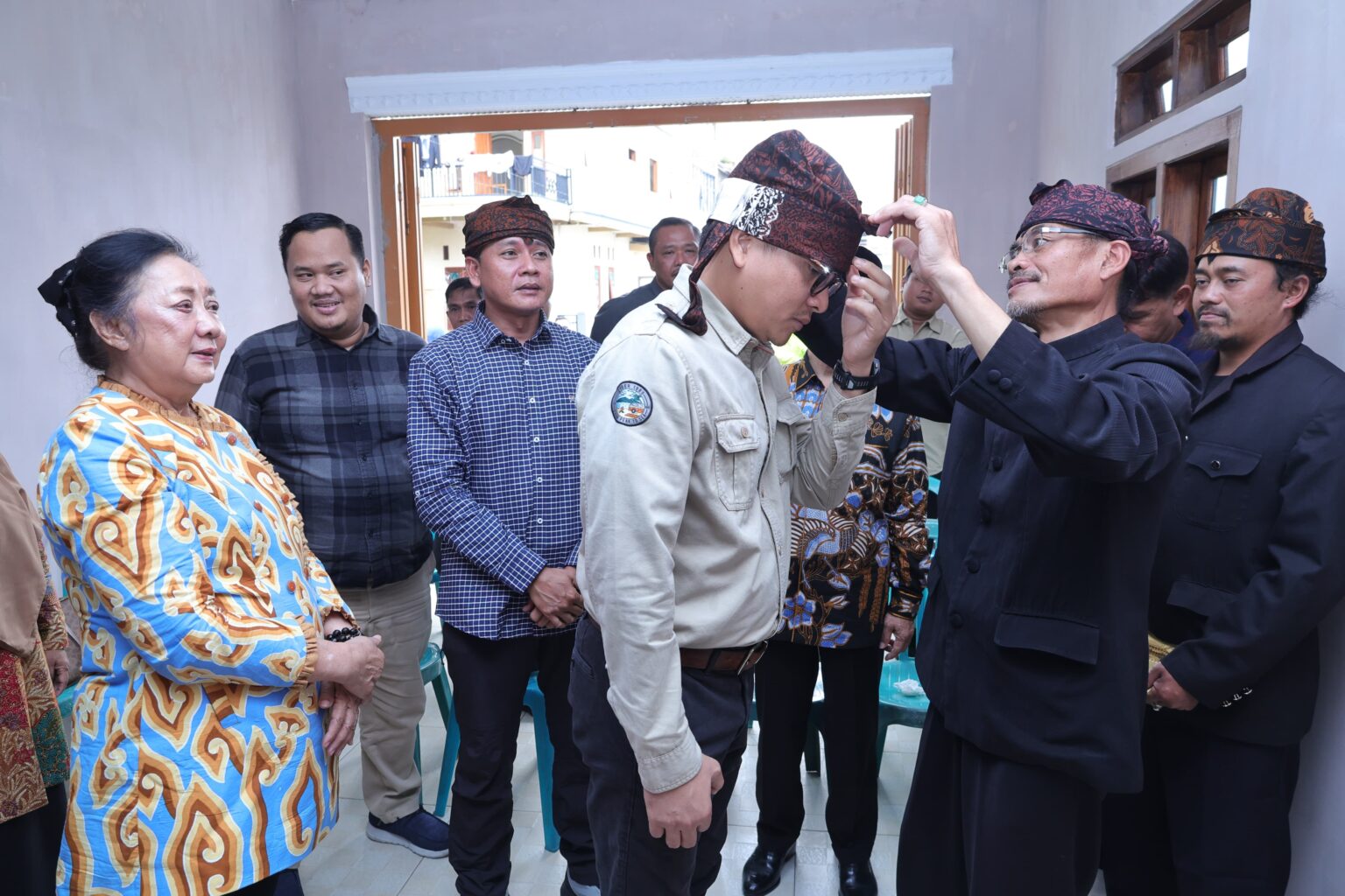 Komisi E DPRD Provinsi Jateng berdiskusi soal pemajuan kebudayaan bersama Pemangku Adat Kebudayaan Suku Tengger, Selasa 28 April 2026 (foto: DPRD Jateng)
