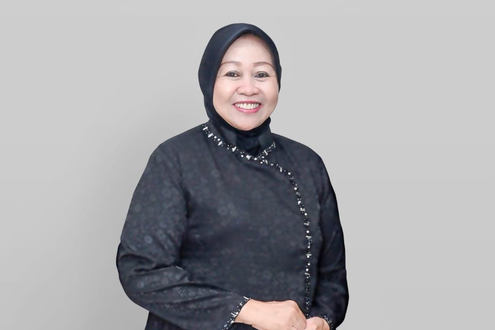 Desainer Ina Priyono