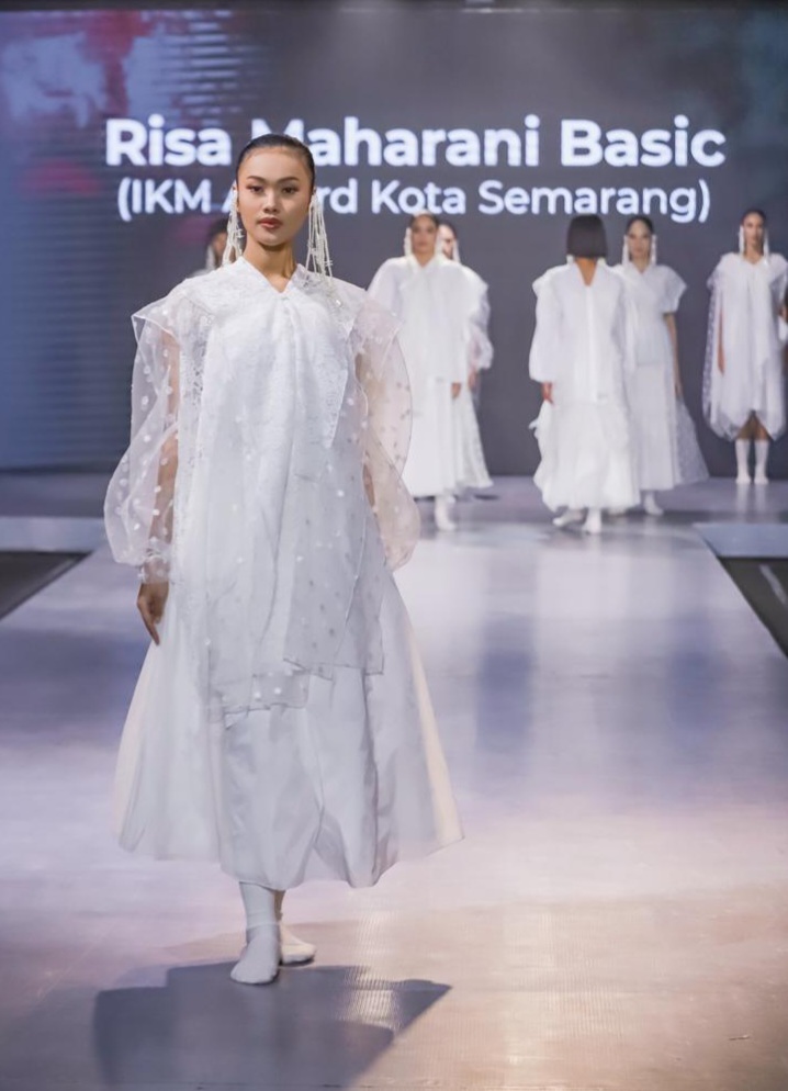 Karya Desainer Risa Maharani