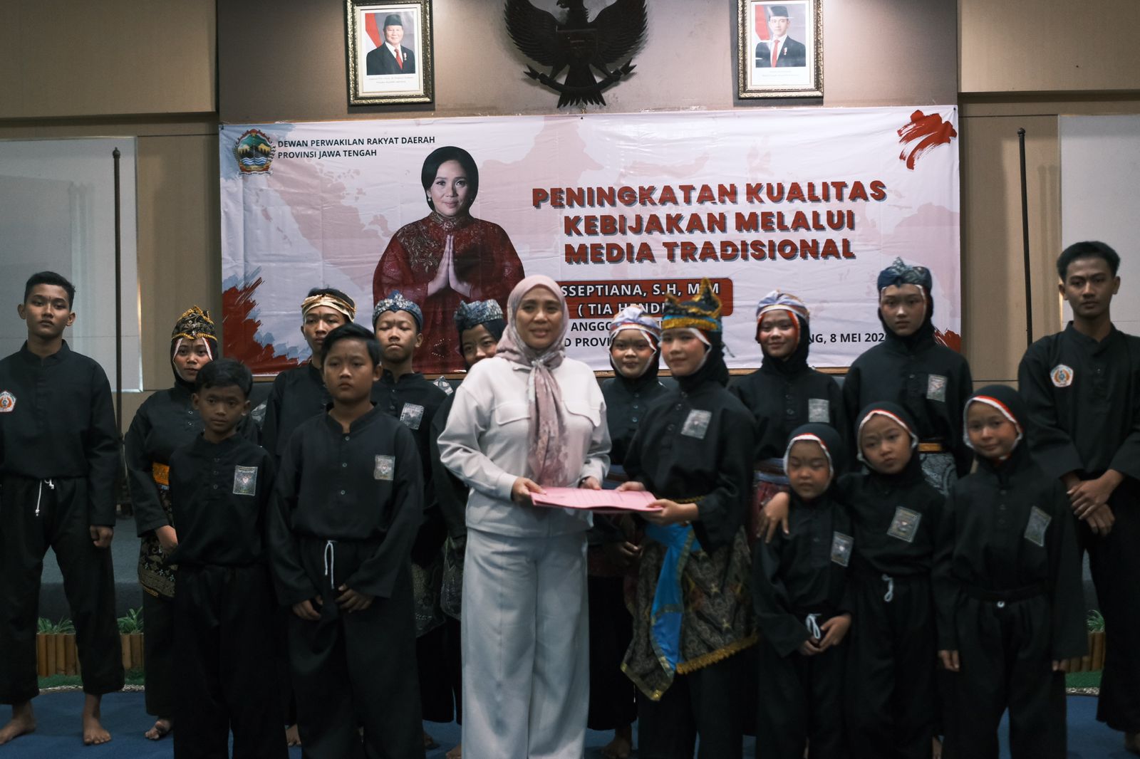 Anggota Komisi E DPRD Provinsi Jawa Tengah, Krisseptiana, menggelar kegiatan Peningkatan Kualitas Kebijakan melalui Media Tradisional, 8 Mei 2026