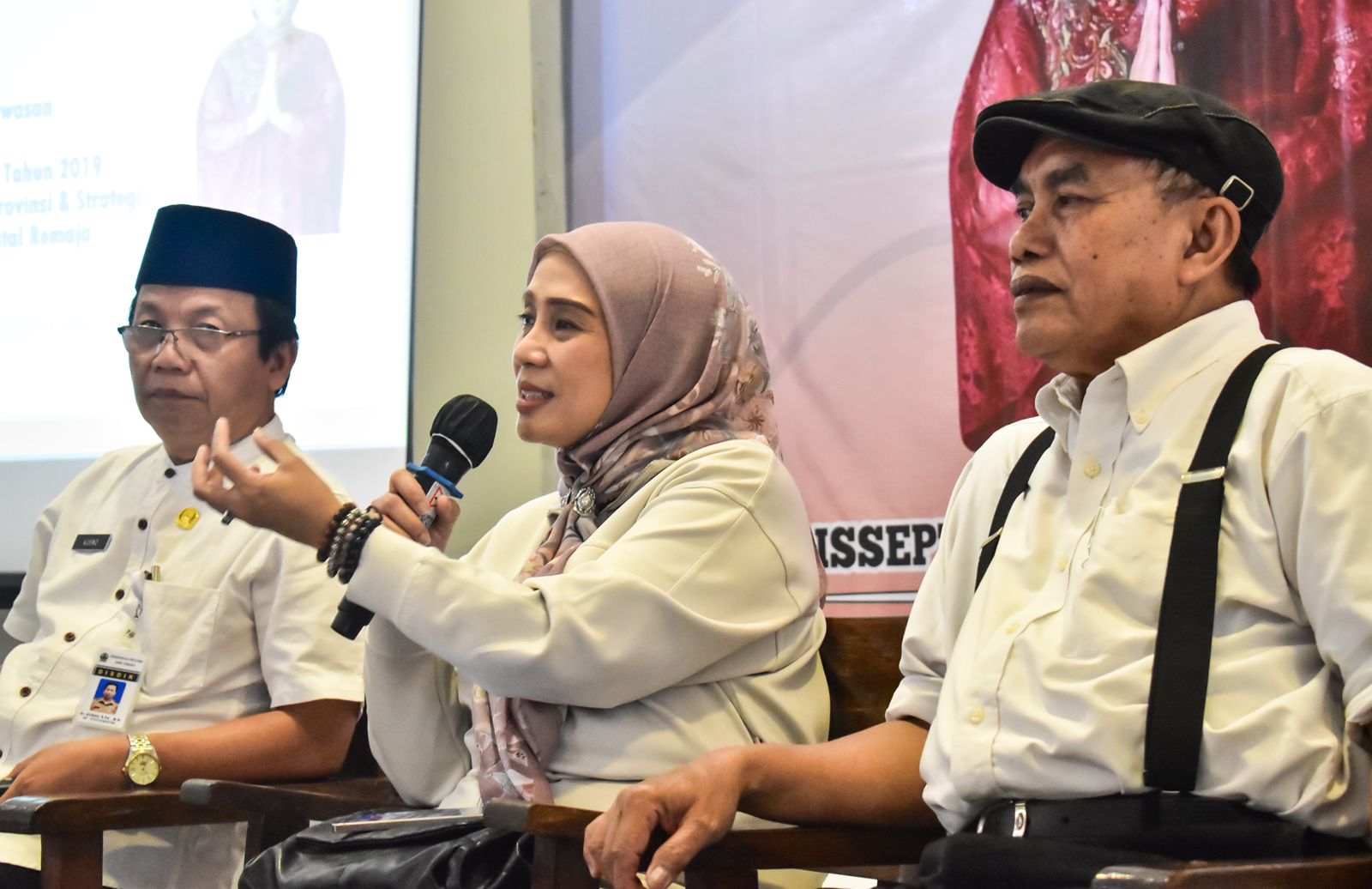 Anggota Komisi E DPRD Jateng Krisseptiana