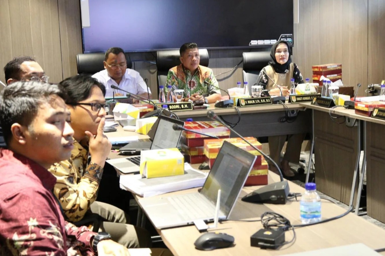 ‎Komisi D DPRD Kota Semarang menggelar rapat pembahasan Rancangan Peraturan Daerah tentang Rencana Induk Pembangunan Kepariwisataan Daerah Tahun 2026–2045 pada Selasa, 19 Mei 2026 (foto: DPRD Kota Semarang)