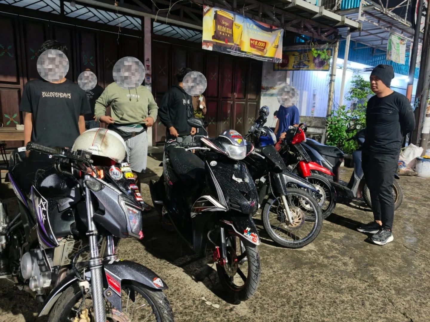 11 motor knalpot brong ditindak (foto: Polsek Pedurungan)