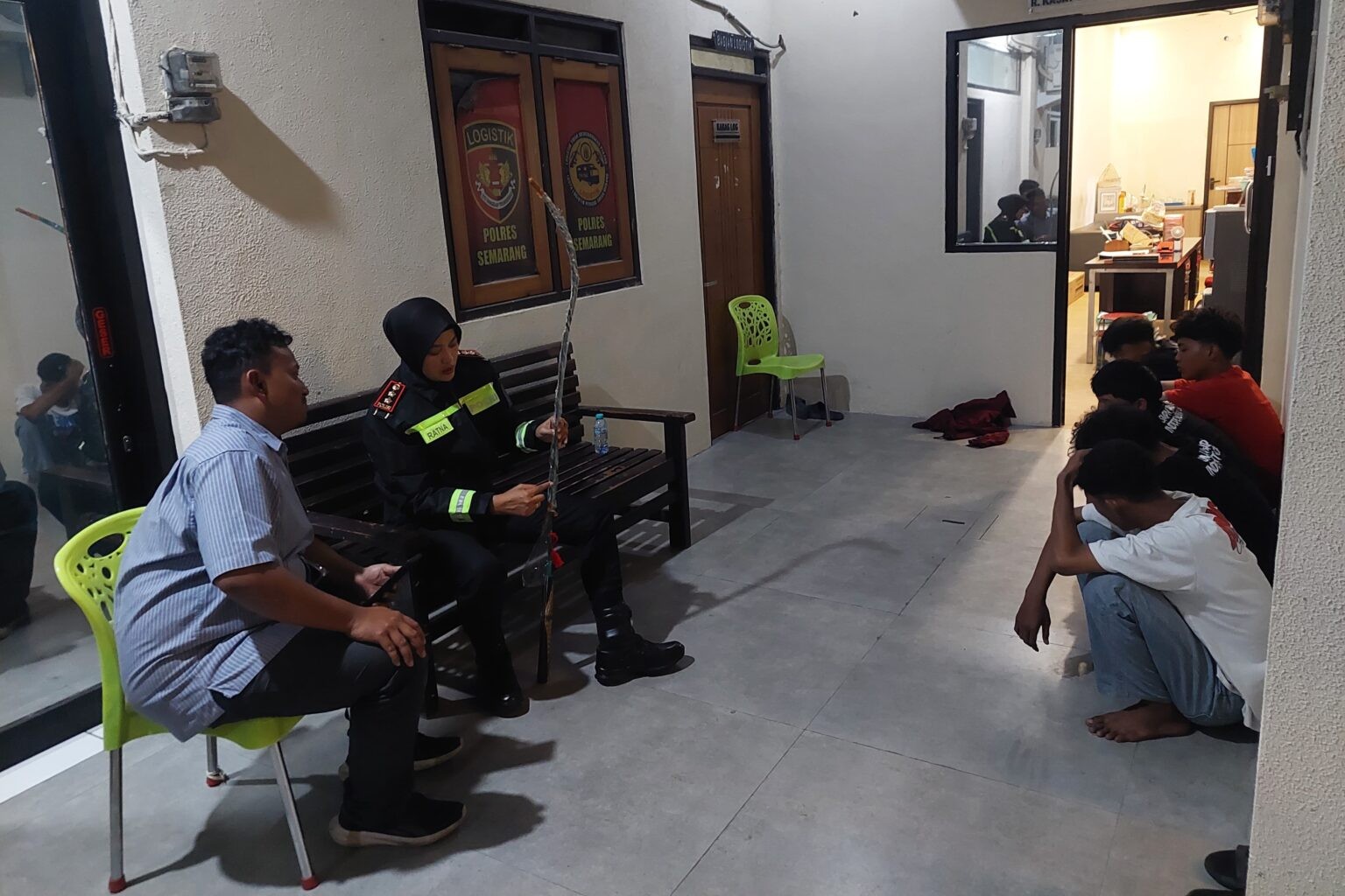 Barang bukti corbek sepanjang 150 cm yang diamankan Polisi (foto: Polres Semarang)