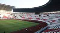 Suasana pagi di Stadion Jatidiri saat masyarakat memanfaatkan jalur lar (foto: Pemprov Jateng)