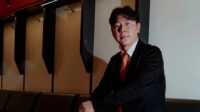 Pelatih Persija Shin Tae-yong (I.League) Pelatih Persija Shin Tae-yong (I.League)