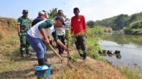 Ketua DPRD Jateng Sumanto memimpin gerakan Merawat Pertiwi di Desa Dayu, 13 Juni 2026 (foto: DPRD Jateng)