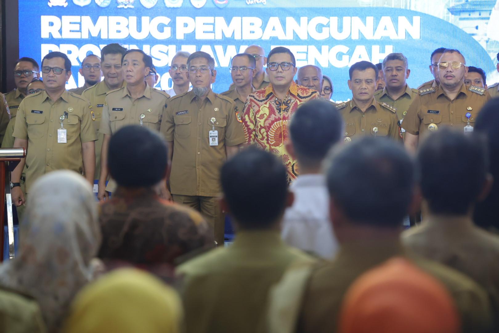 Wakil Ketua DPRD Jateng Mohammad Saleh dalam acara Rembug Pembangunan Jateng 2026 di Pendopo Kota Tegal, 22 Juni 2026